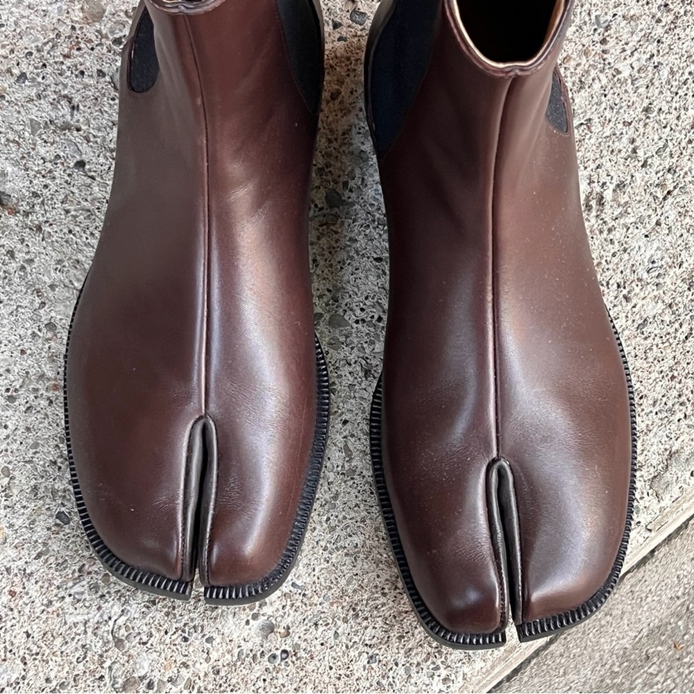 🚨 LAST CALL - Maison Margiela Tabi Chelsea Boots, 37